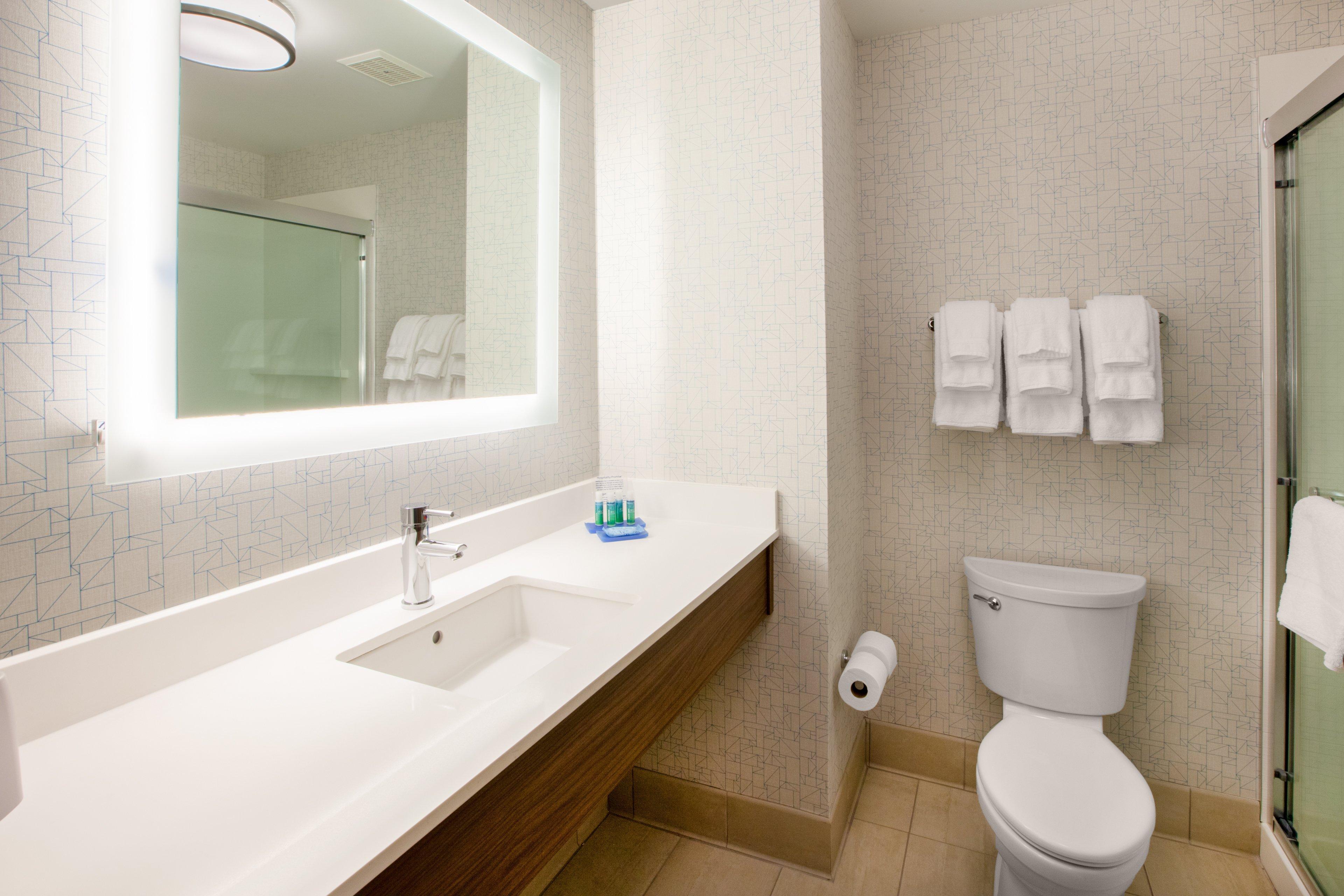 Holiday Inn Express & Suites - Forest Hill - Ft. Worth Se Екстериор снимка