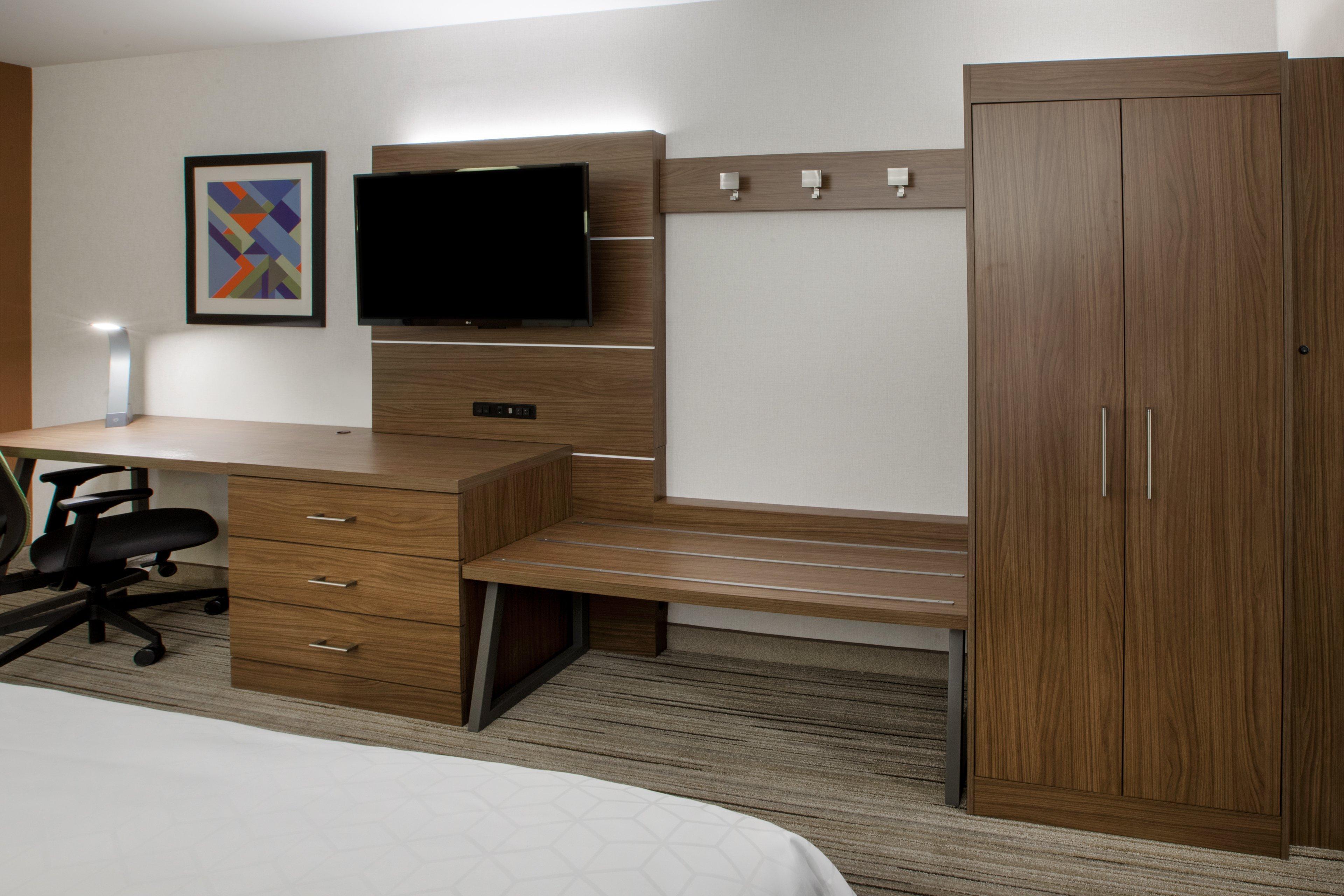 Holiday Inn Express & Suites - Forest Hill - Ft. Worth Se Екстериор снимка