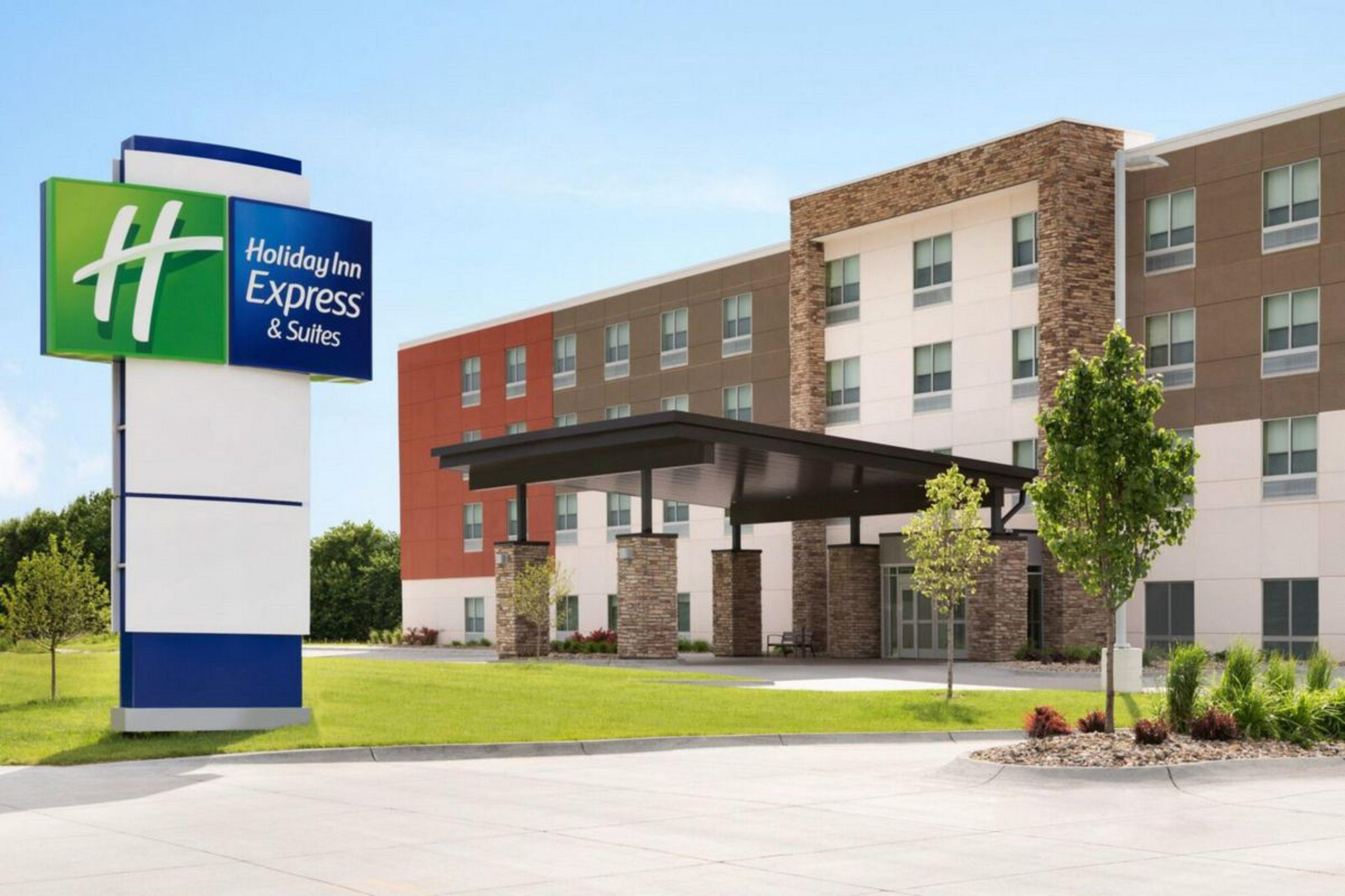 Holiday Inn Express & Suites - Forest Hill - Ft. Worth Se Екстериор снимка